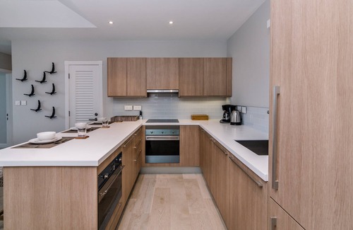 Calvigny Condo | Aventurine - 2 Bedroom Luxury Suite On Tropical Caribbean Island