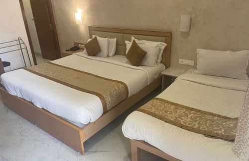 Teynampet Hotel | Avenue 11 Boutique Residences