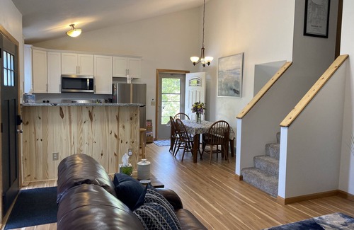 Traverse City House | Avenue B- 2 Bed/2 Bath - Close to everything!