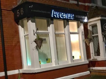 Blackpool Town Center House | Avenue Guest House