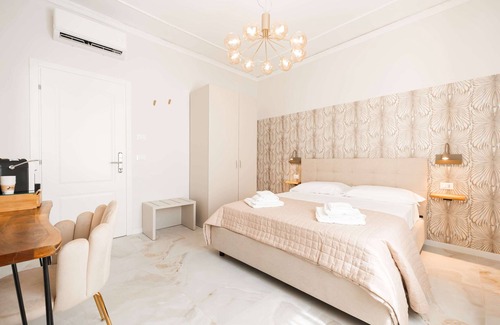 Historic Center Hotel | Avenue Suites