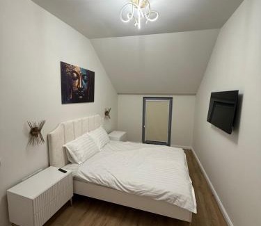 Blaj Apartment | Avenue View - Julie Apartment