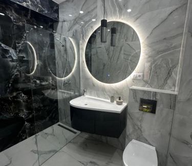 Blaj Apartment | Avenue View - Julie Apartment