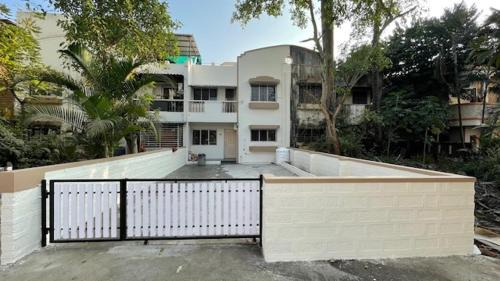 Kolhapur Apartment | Avi's Abode