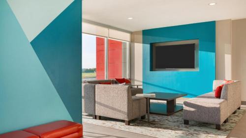 Fort Lauderdale Hotel | avid hotel - Ft Lauderdale Airport - Cruise by IHG