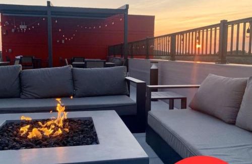 Lake Delton Hotel | avid hotel Wisconsin Dells Lake Delton by IHG