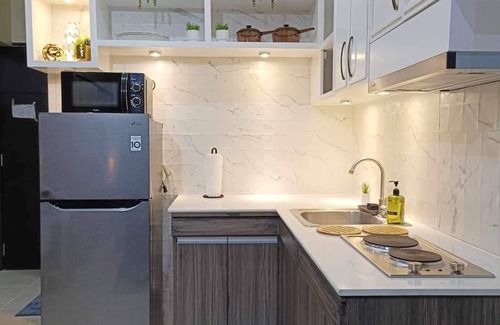 Lahug Condo | Avida Riala Tower , Pool , Modern studio condo