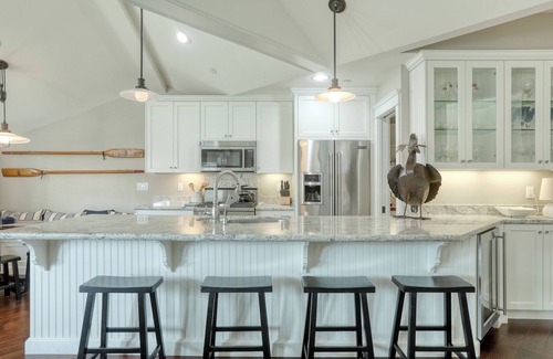 Avila Beach Condo | Avila Good Life - A luxury 2 Bdrm condo 3 houses from beach with ocean views