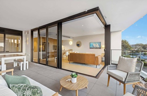 Avoca Beach Apartment | Avoca Sol by Coast Hosting