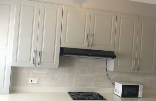 Harare East Apartment | Avondale Executive Luxury Apartment (Close to all amenities)