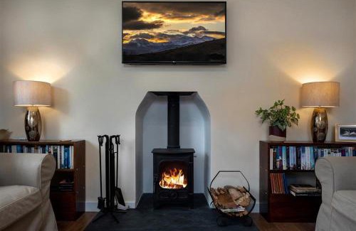 Beddgelert House | Awel y Grug