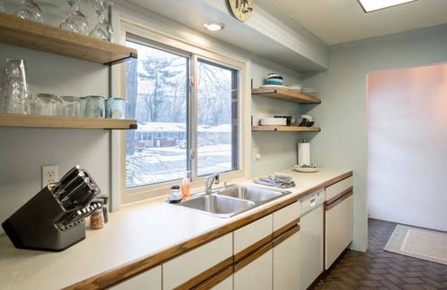 Beachwood-Bluffton House | Awesome 4-bedroom near Lake Michigan beaches!