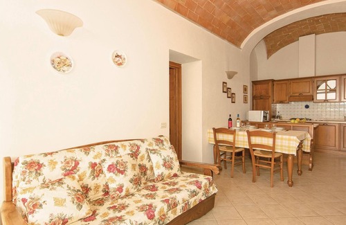 Pomarance Apartment | Awesome apartment in Pomarance PI