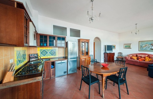 Porto Torres Apartment | Awesome apartment in Porto Torres