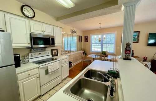 Calabash Condo | awesome condo overlooking 9th hole Magnolia golf course