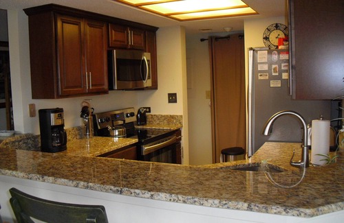 Shelter Cove Villa | Awesome Harborfront Townhouse on Shelter Cove Marina