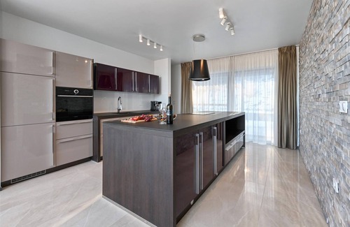 Ludbreg House | Awesome home in Vinogradi Ludbreski
