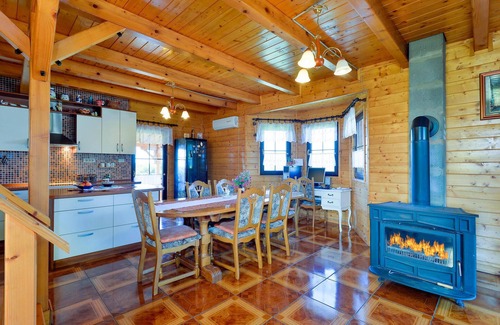 Sveti Ivan Zelina House | Awesome home in Donja Zelina with WiFi
