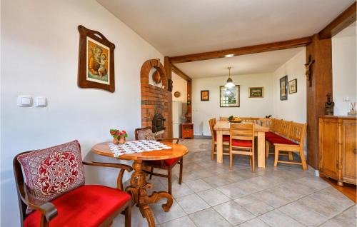 Sveti Kriz Zacretje House | Awesome Home In Donja Pacetina