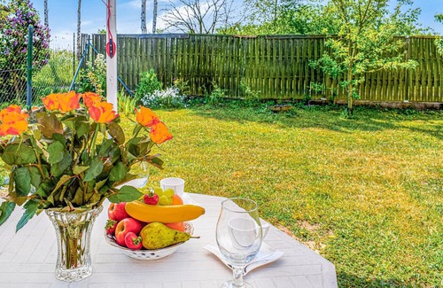 Dzwirzyno House | Awesome home in Dzwirzyno with WiFi