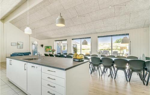 Grenaa House | Awesome Home In Grenaa With Sauna