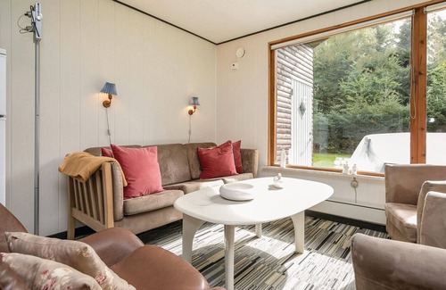 Helberskov Strand House | Awesome home in Hadsund with kitchen