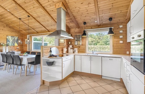 Bork Havn House | Awesome home in Hemmet with sauna