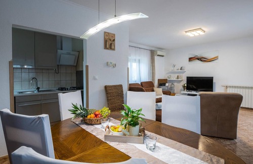 Marcana House | Awesome home in Marcana