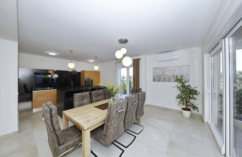 Zaton House | Awesome home in Nin with sauna