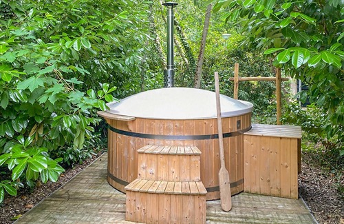 Rheezerveen House | Awesome home in Rheezerveen with sauna