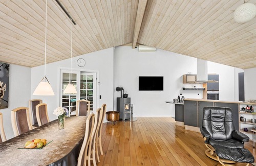 Rodby House | Awesome home in Rødby with sauna