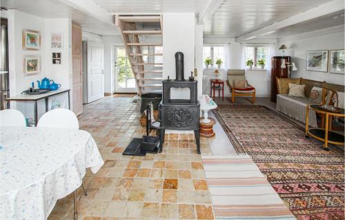 Samsø House | Awesome Home In Samsø With Wifi