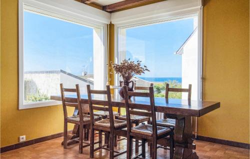 Trevou-Treguignec House | Awesome Home In Trévou Treguignec