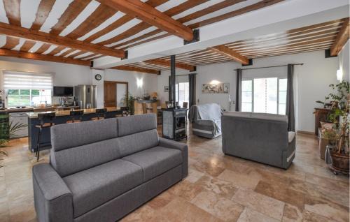 Villecroze House | Awesome Home In Villecroze With Wifi