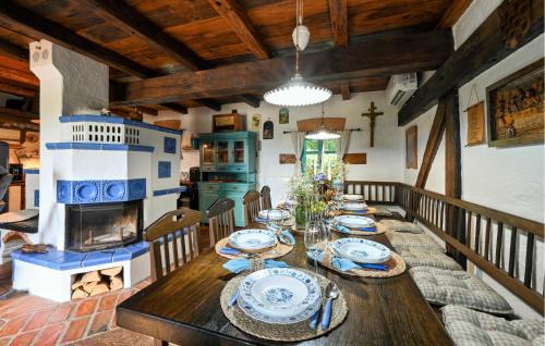 Zlatar House | Awesome Home In Zlatar With Sauna