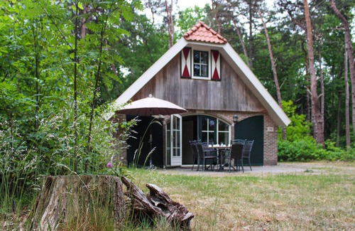 De Bult House | Awesome home in Steenwijk - De Bult