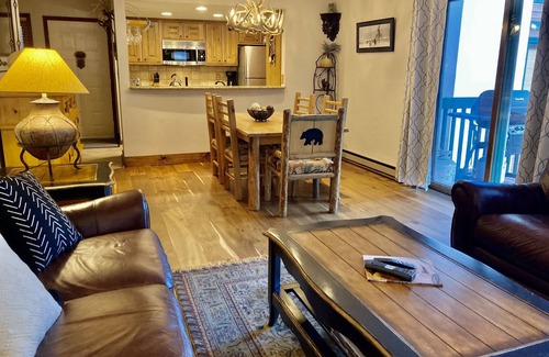Vail Condo | Awesome location, super clean and sunny condo