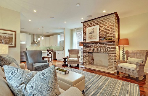 Cannonborough Elliotborough House | AWESOME PROPERTY, GREAT DOWNTOWN CHARLESTON LOCATION! Sleeps 10