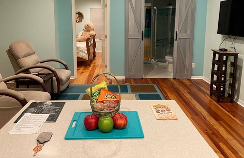 North Beach House | Awesome Rental. Near Beach, ocean park, and Mayport Base.