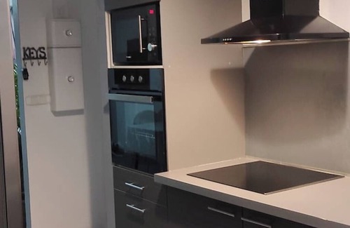 Saint-Denis Apartment | Awesome Seaside Retreat in the Heart of Saint-Denis