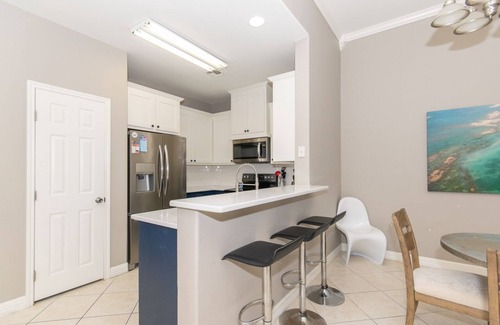 Port Aransas House | Awesome townhome w/pool one block from Beach!