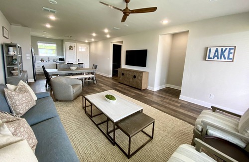 Graford Condo | Awesome Waterfront - Possum Kingdom Lakefront Condo, Harborview