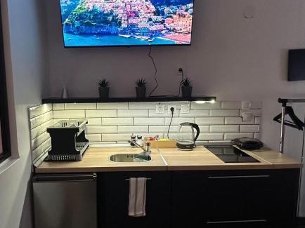 Alexandroupoli Apartment | AXD Hayatin Home Studio