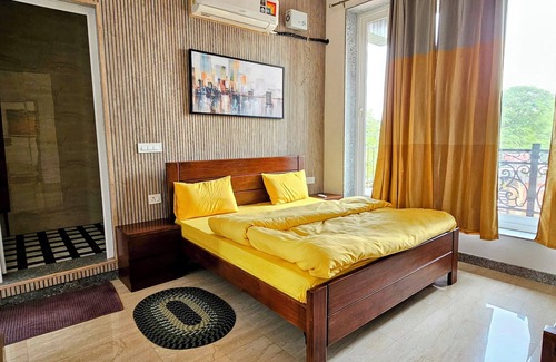 Gurugram Hotel | Ayaansh Resort