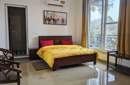 Gurugram Hotel | Ayaansh Resort