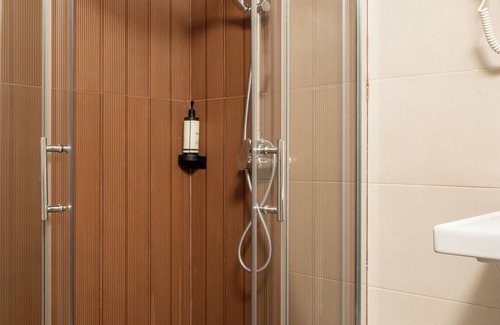 Theologos Hotel | Ayit Hotel