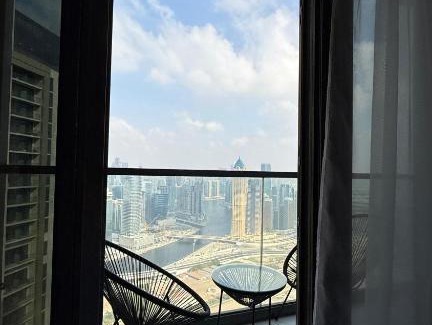 Sheikh Zayed Road Apartment | Aykon City Tower C