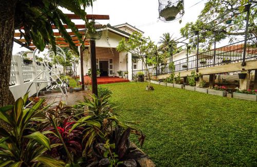 Ettukala Resort | Ayur Ayur White Sail Villa