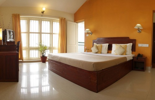 Udumbanchola Hotel | Ayur County