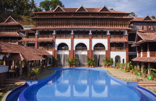 Chowara Resort | AyurSoma Ayurveda Royal Retreat